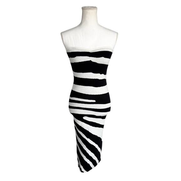 Rumor Dresses & Skirts - Rumor Australian Brand Strapless Black White Bodycon Dress Size XS/S NEW